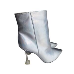 Nine West Tonight Iridescent Silver Leather Ankle Boots Size 7